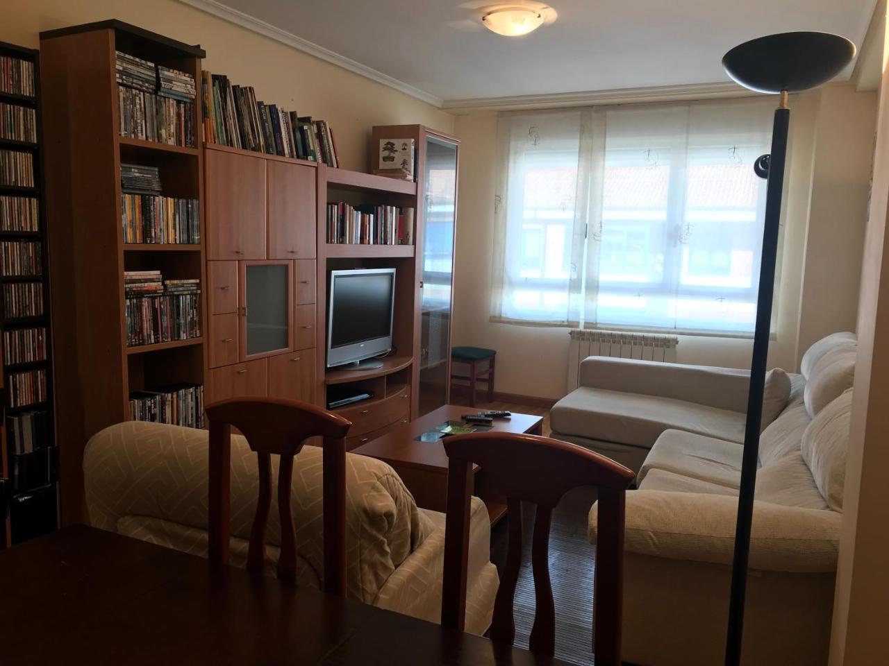 Apartamento La Cenicienta Apartment Leon Bagian luar foto